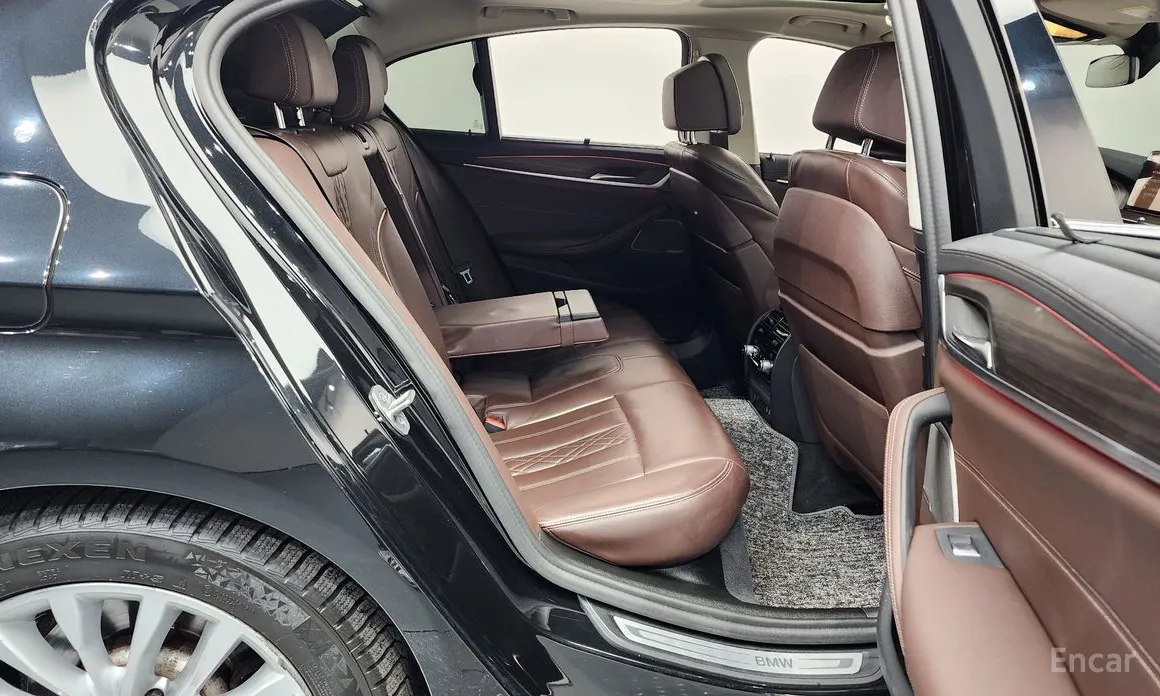 Фото 12 - BMW 5 Series