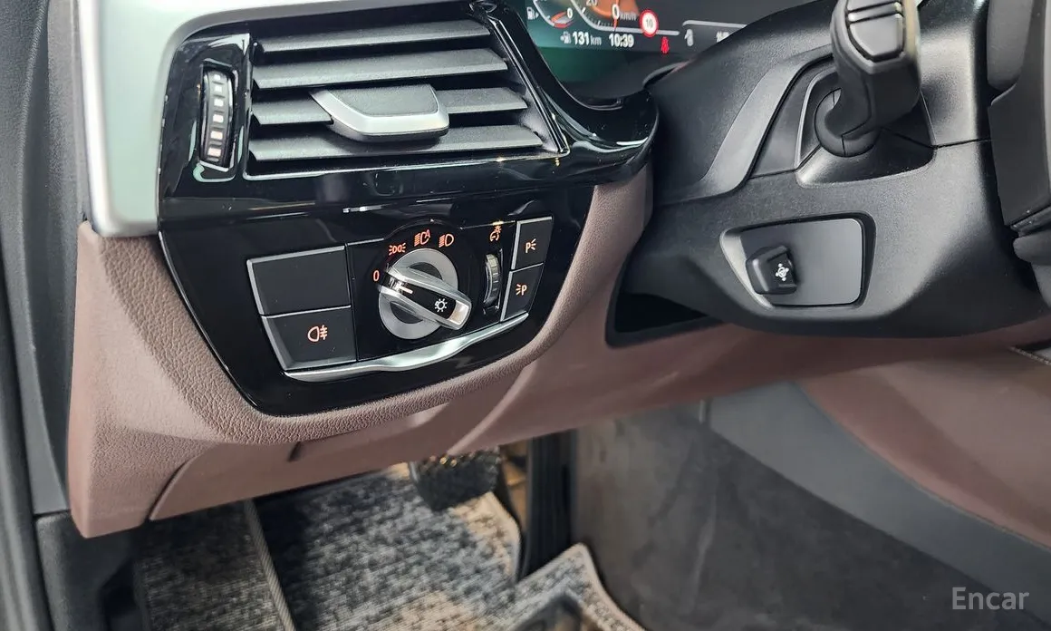 Фото 14 - BMW 5 Series