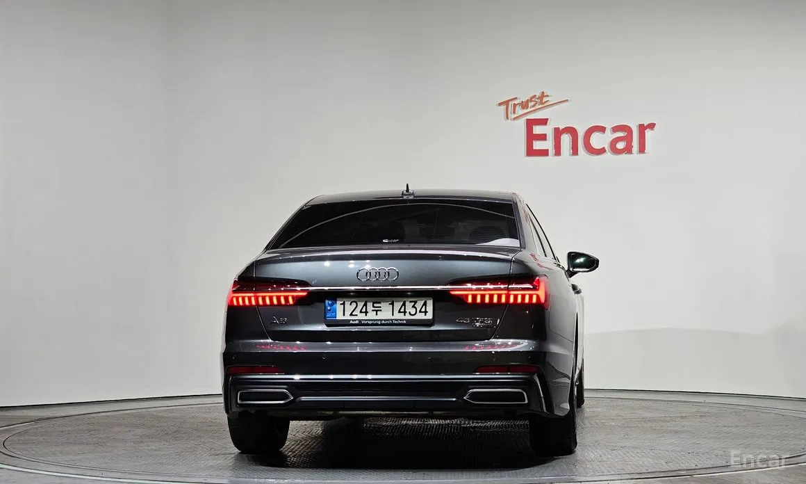 Фото 4 - Audi A6