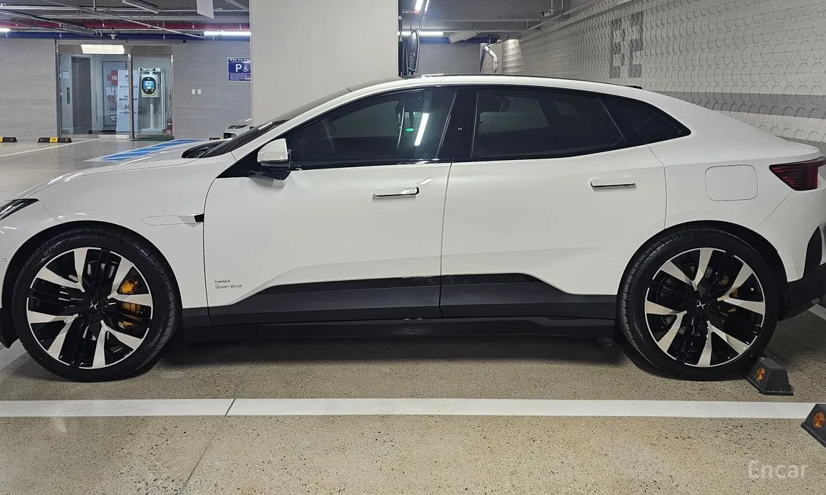 Фото 5 - Polestar 4