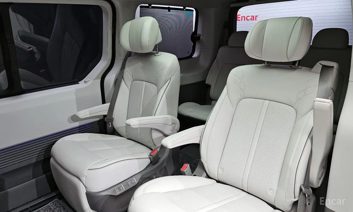 Фото 17 - Hyundai Staria