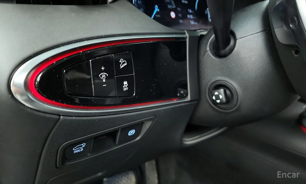 Фото 16 - Genesis GV70