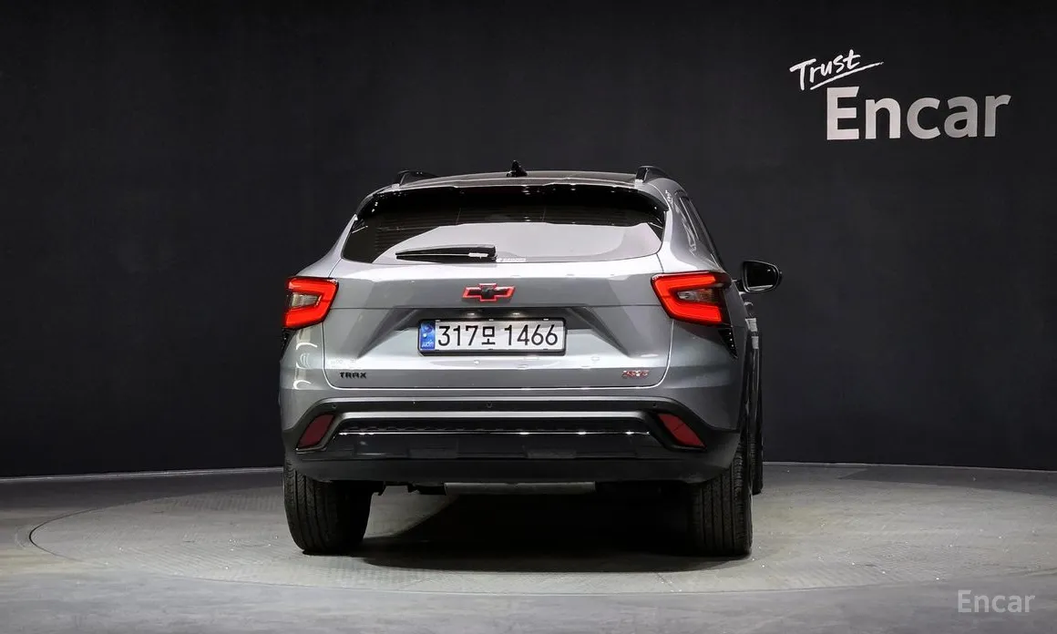 Фото 4 - Chevrolet Trax