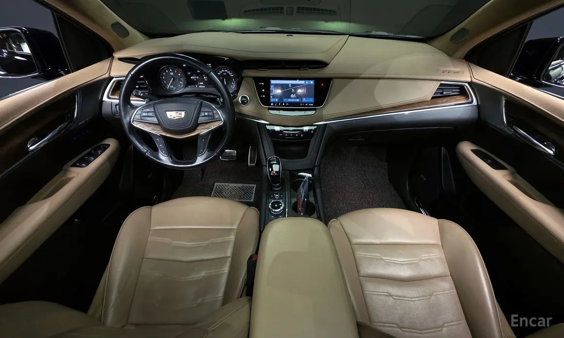 Фото 7 - Cadillac XT5