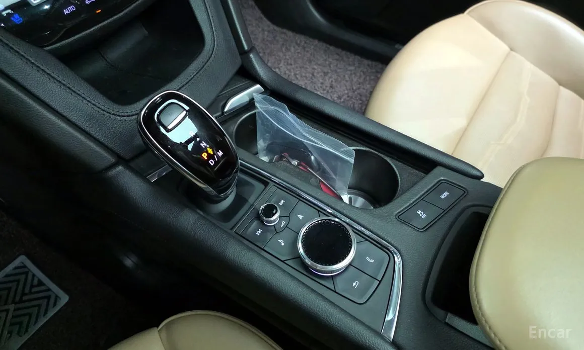 Фото 9 - Cadillac XT5