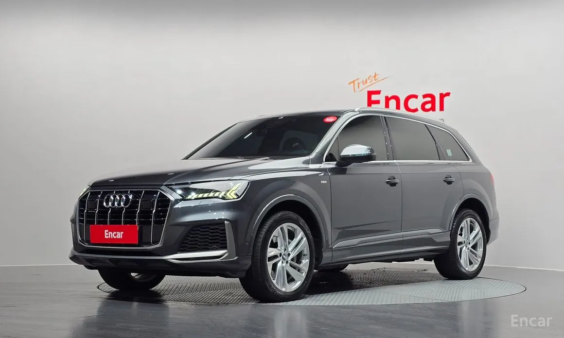 Фото 1 - Audi Q7