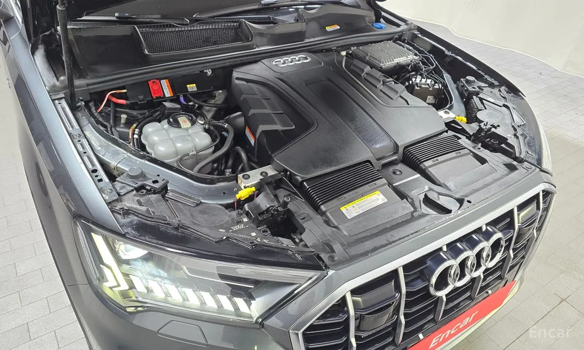 Фото 6 - Audi Q7