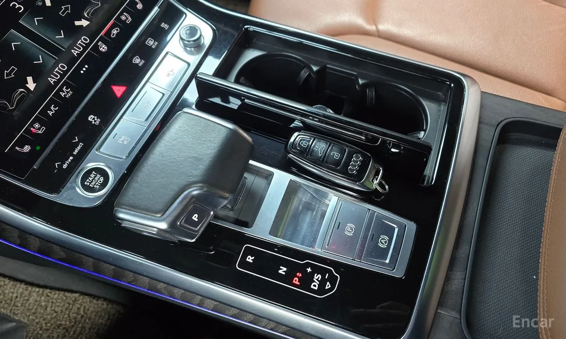 Фото 9 - Audi Q7