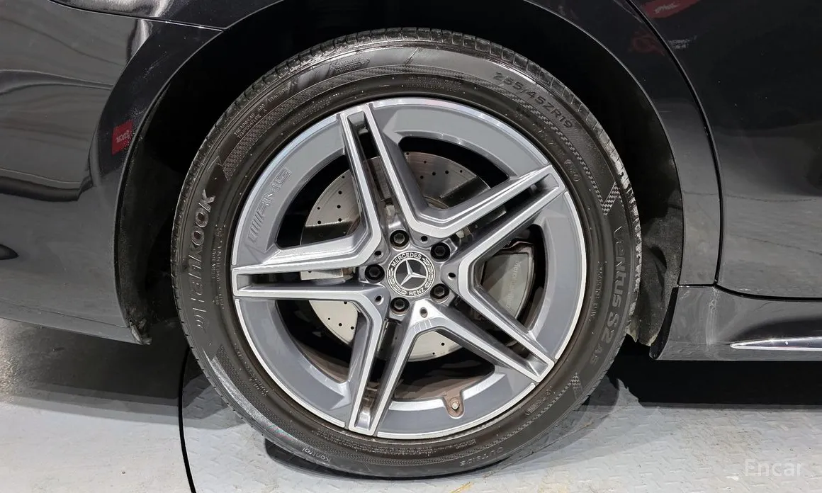 Фото 5 - Mercedes-Benz S-Class