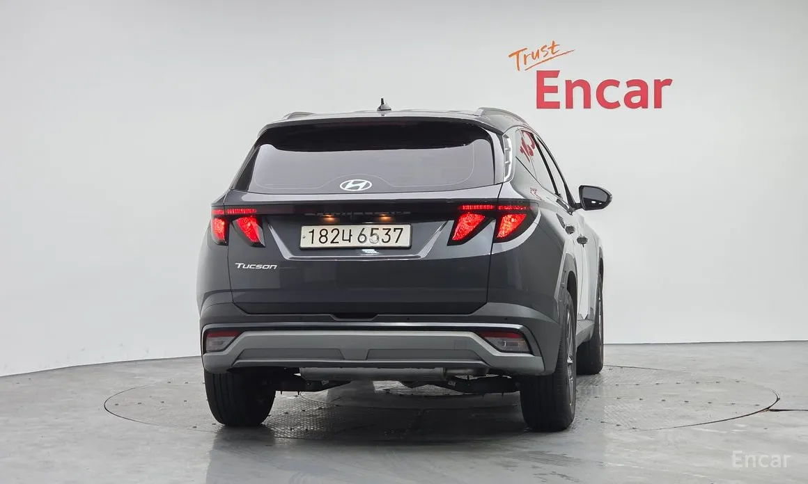 Фото 4 - Hyundai Tucson