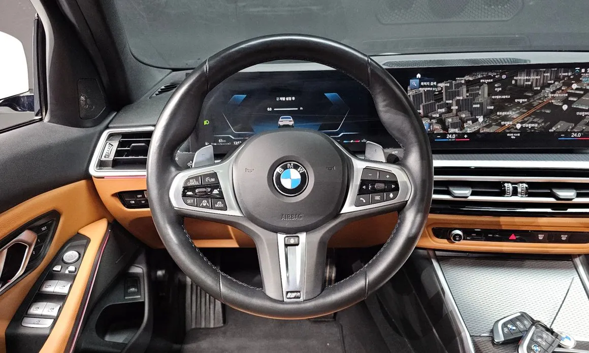 Photo 13 - BMW 3 Series