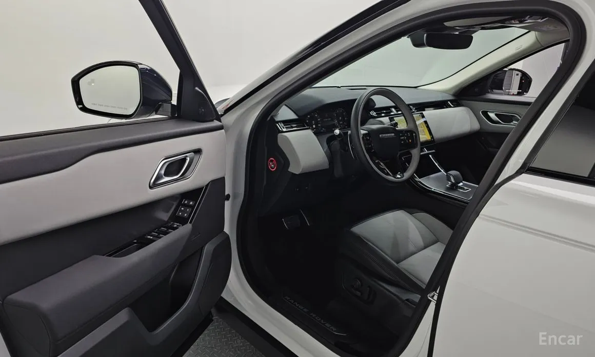 Фото 11 - Land Rover Range Rover Velar