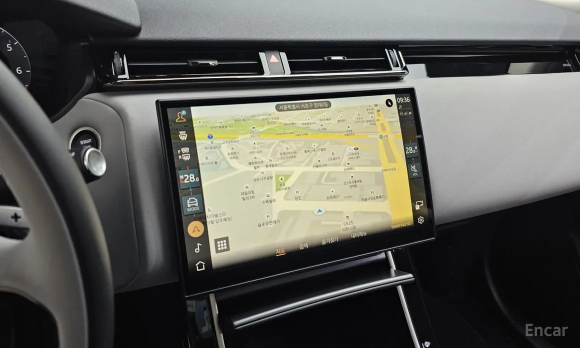 Фото 14 - Land Rover Range Rover Velar