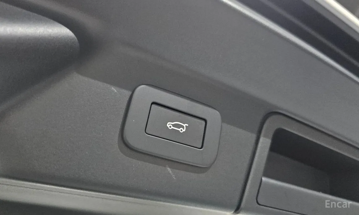 Фото 20 - Land Rover Range Rover Velar