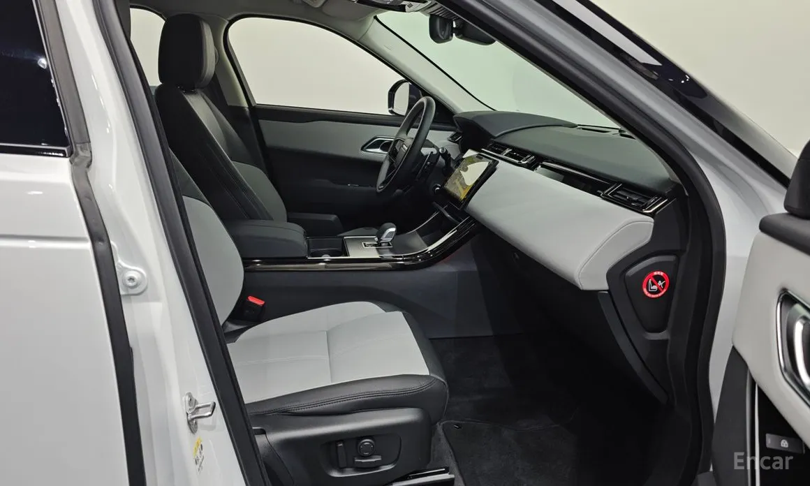 Фото 3 - Land Rover Range Rover Velar