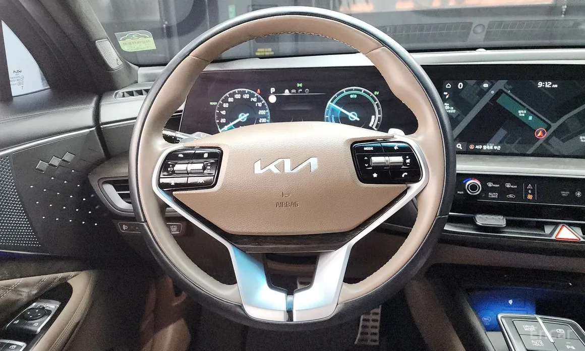 Фото 13 - Kia K8