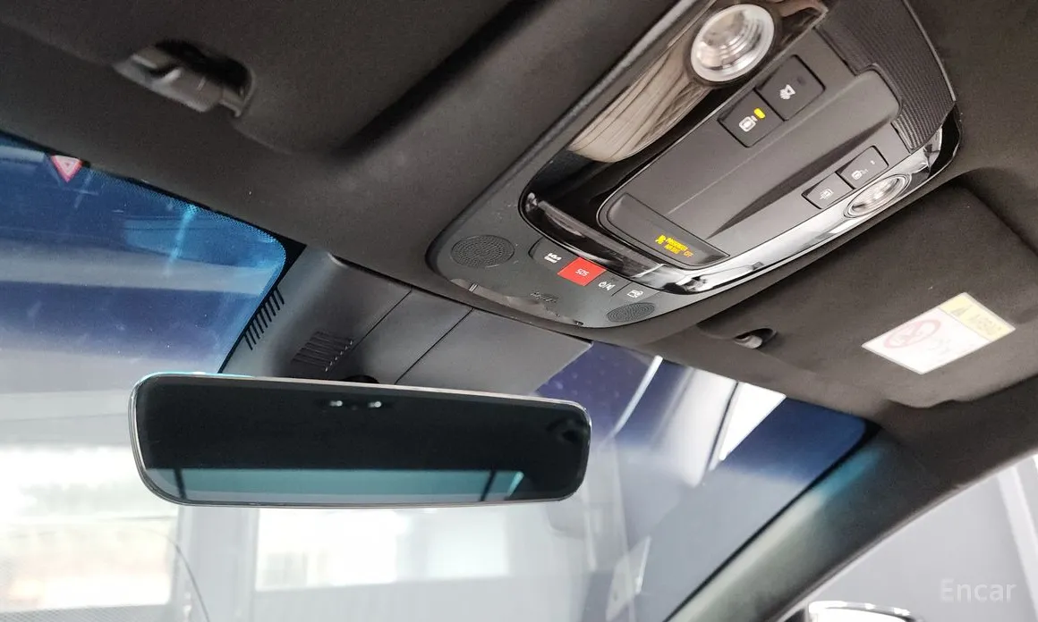 Фото 17 - Kia K8