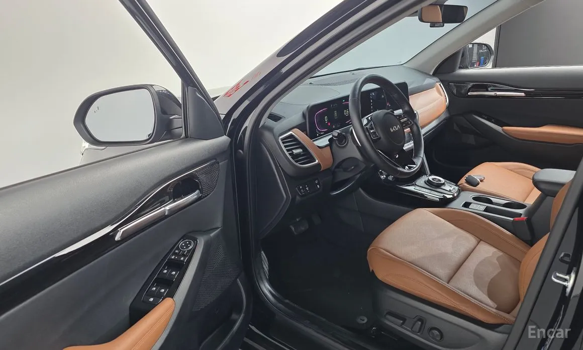 Фото 11 - Kia Seltos