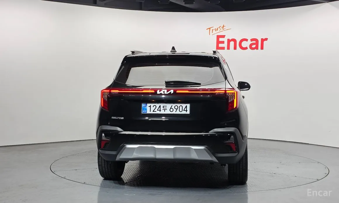 Фото 4 - Kia Seltos