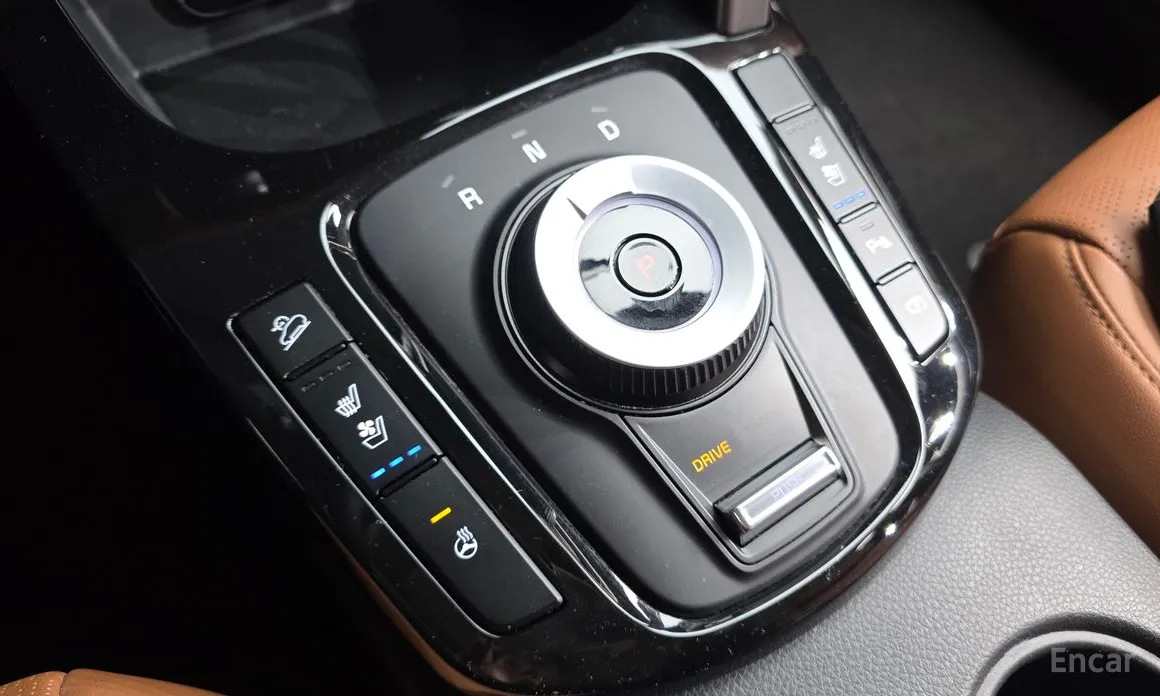 Фото 9 - Kia Seltos