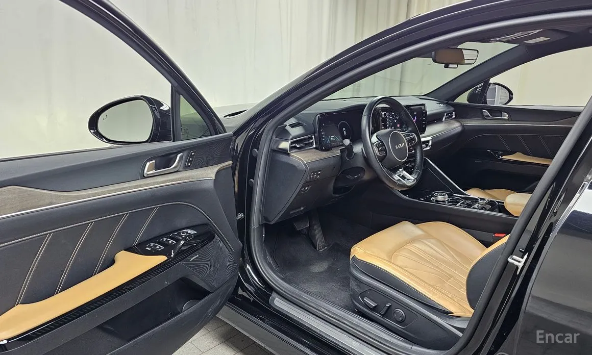 Фото 10 - Kia K5