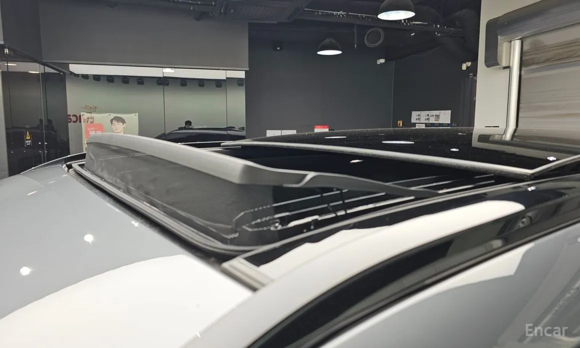 Фото 19 - Land Rover Range Rover Velar