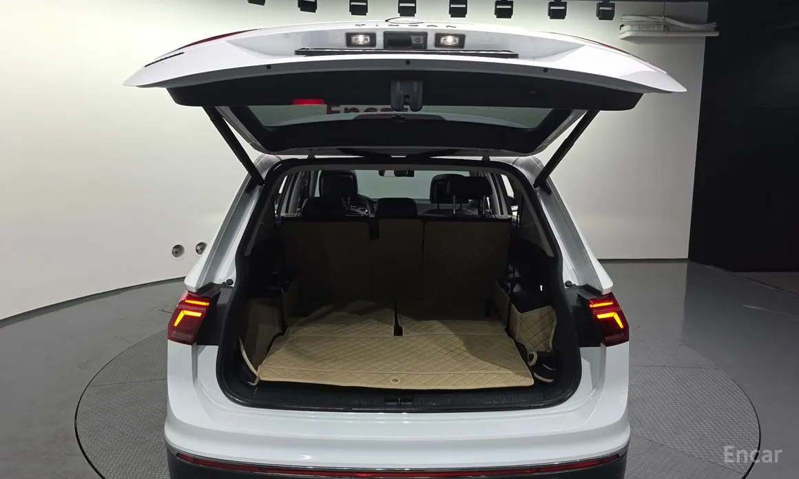 Фото 20 - Volkswagen Tiguan