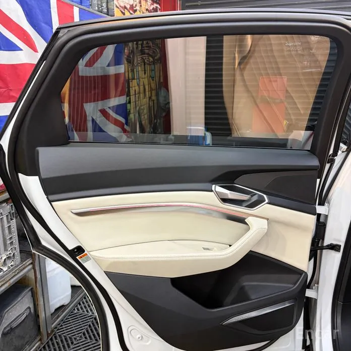 Фото 5 - Audi e-tron