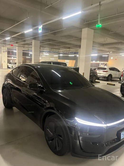 Фото 3 - Tesla Model Y