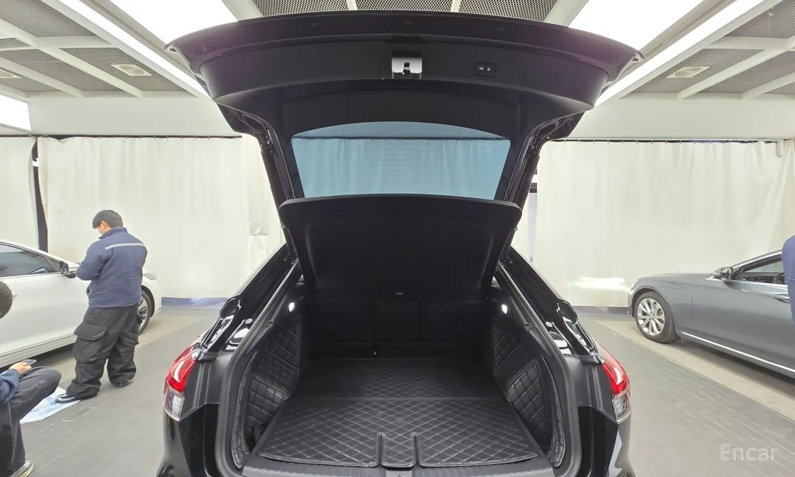 Фото 20 - Audi Q4 e-tron