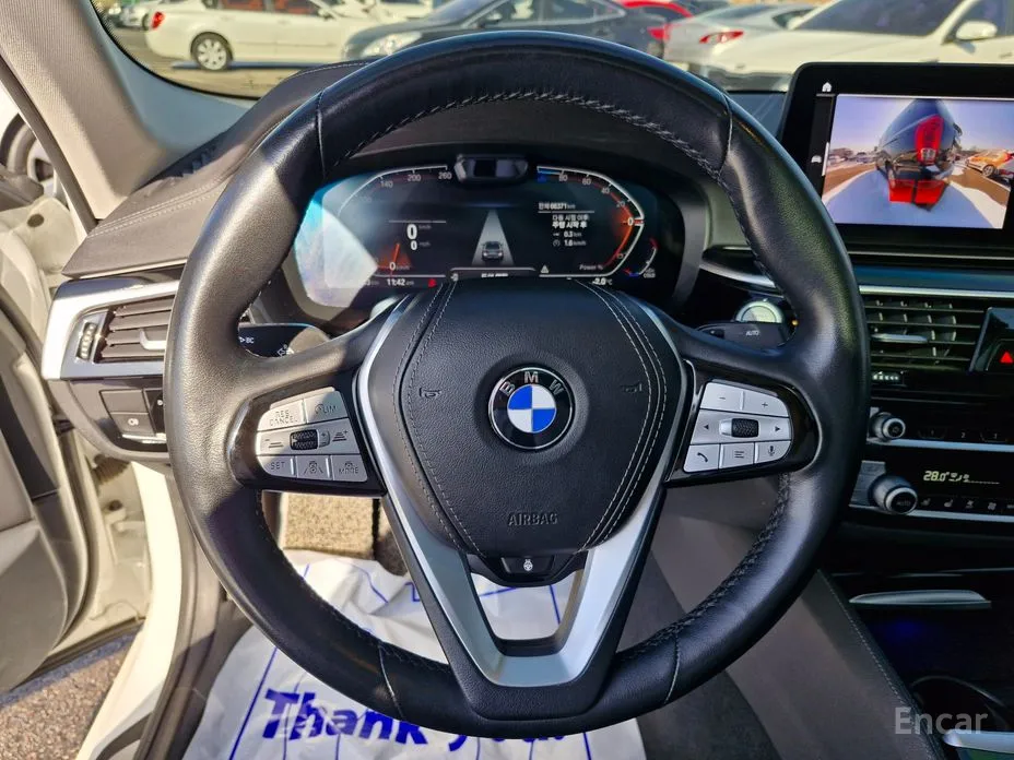 Photo 14 - BMW 5 Series