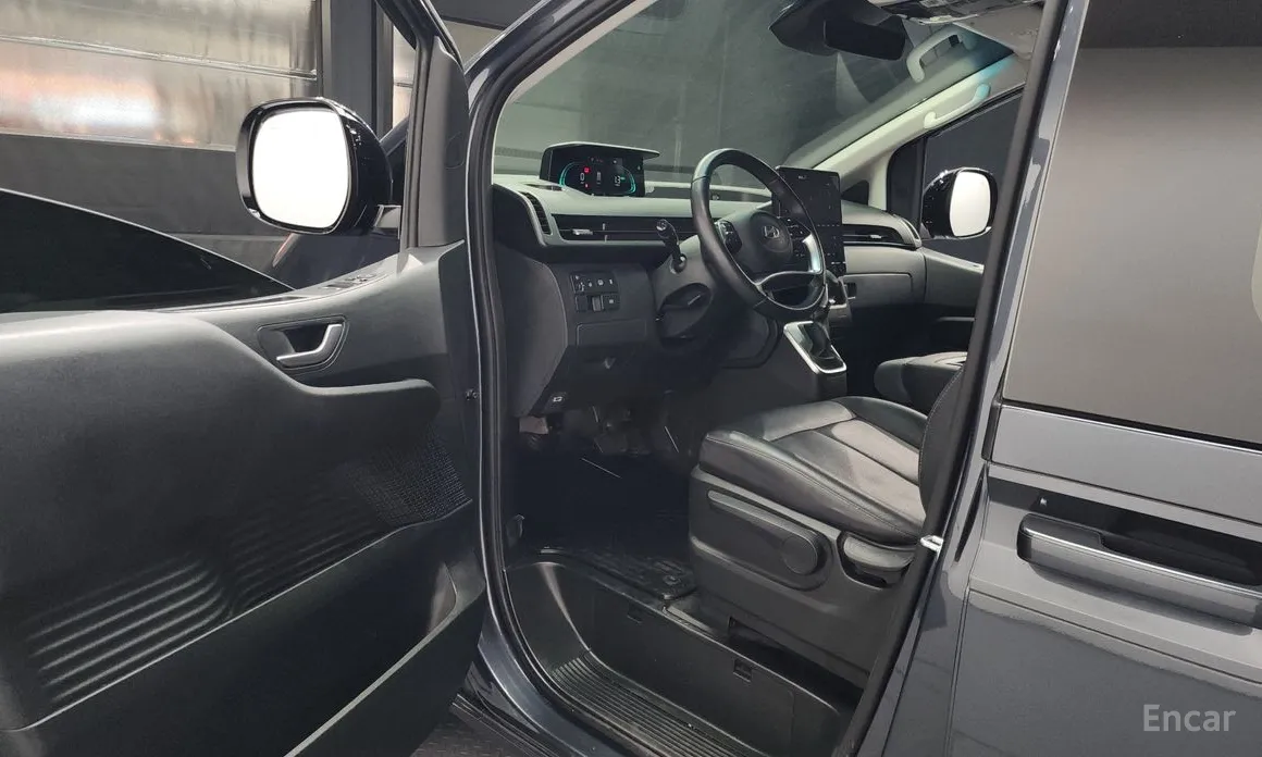 Фото 10 - Hyundai Staria