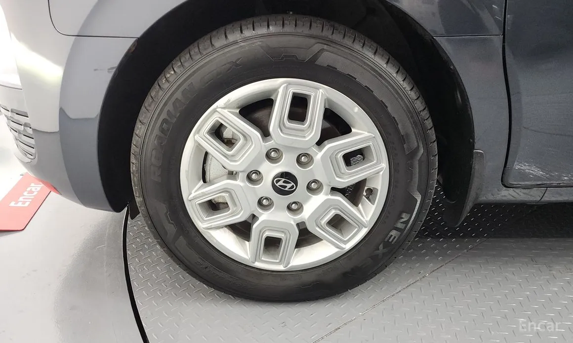 Фото 5 - Hyundai Staria