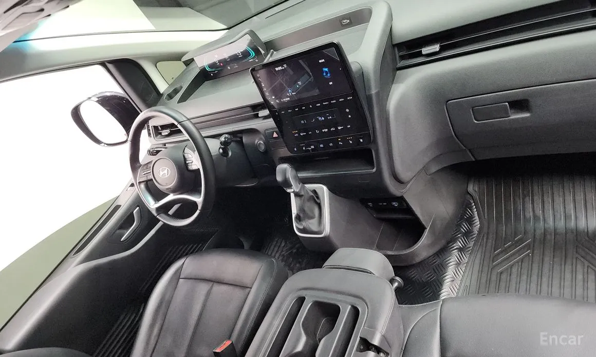 Фото 7 - Hyundai Staria