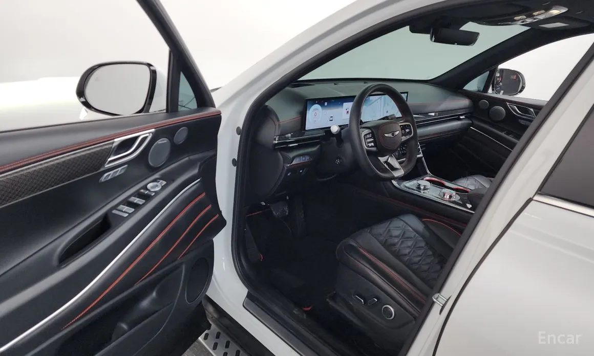 Фото 10 - Genesis GV80