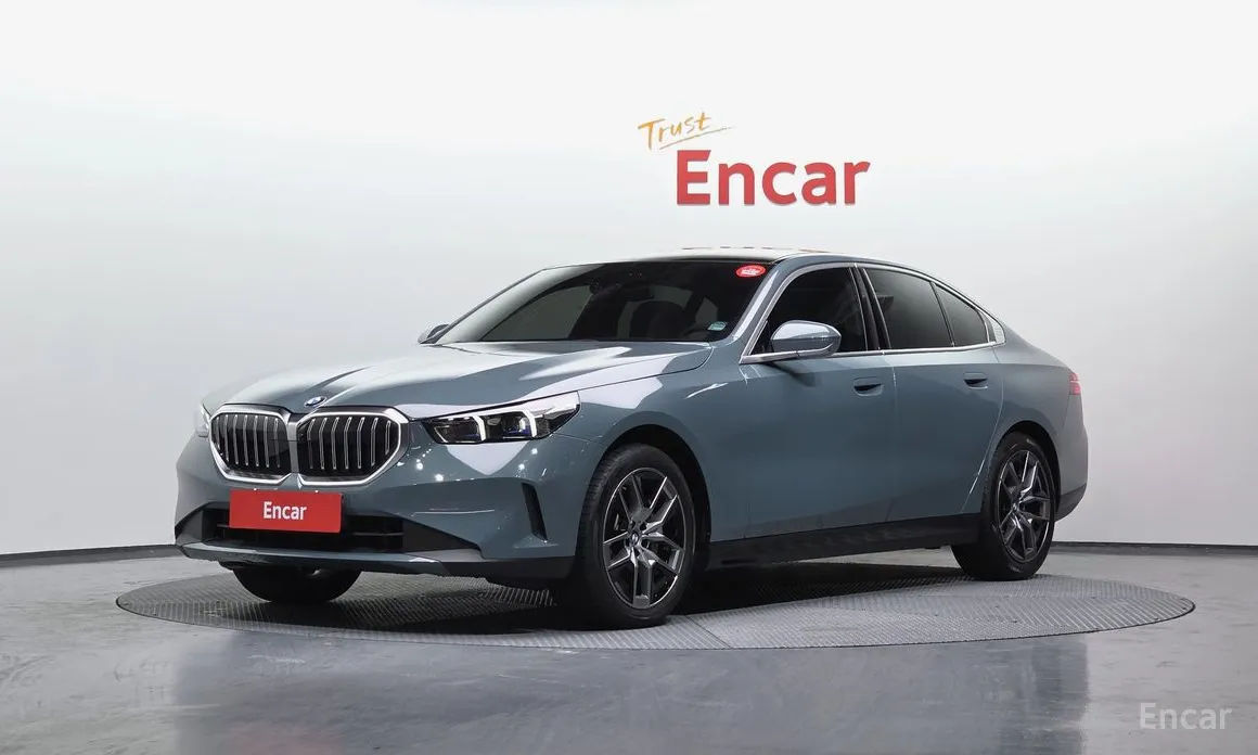 Фото 1 - BMW 5 Series