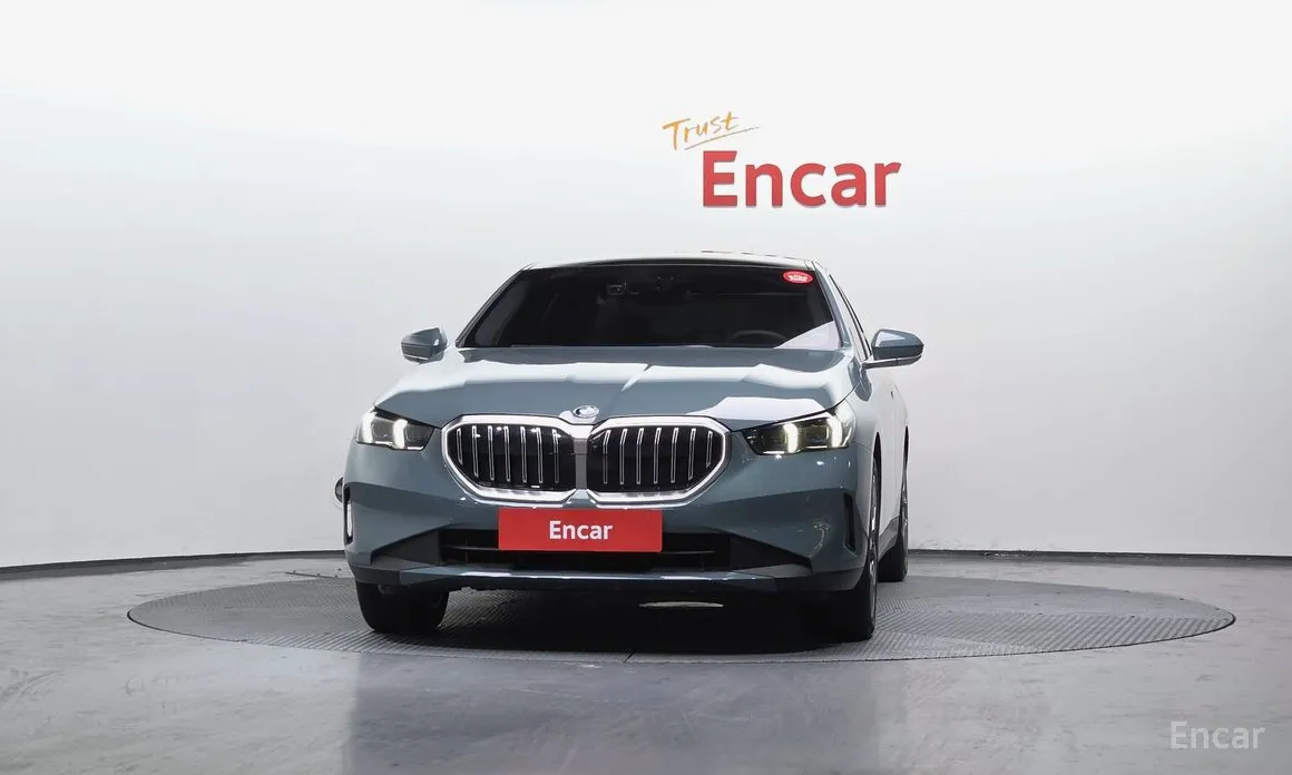 Фото 3 - BMW 5 Series