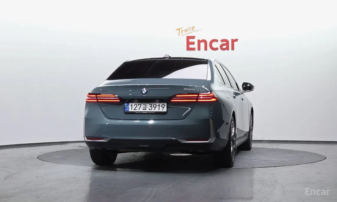 Фото 4 - BMW 5 Series