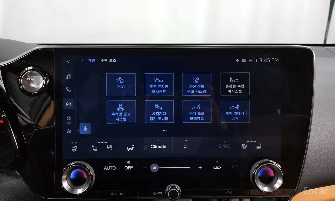 Фото 16 - Lexus NX