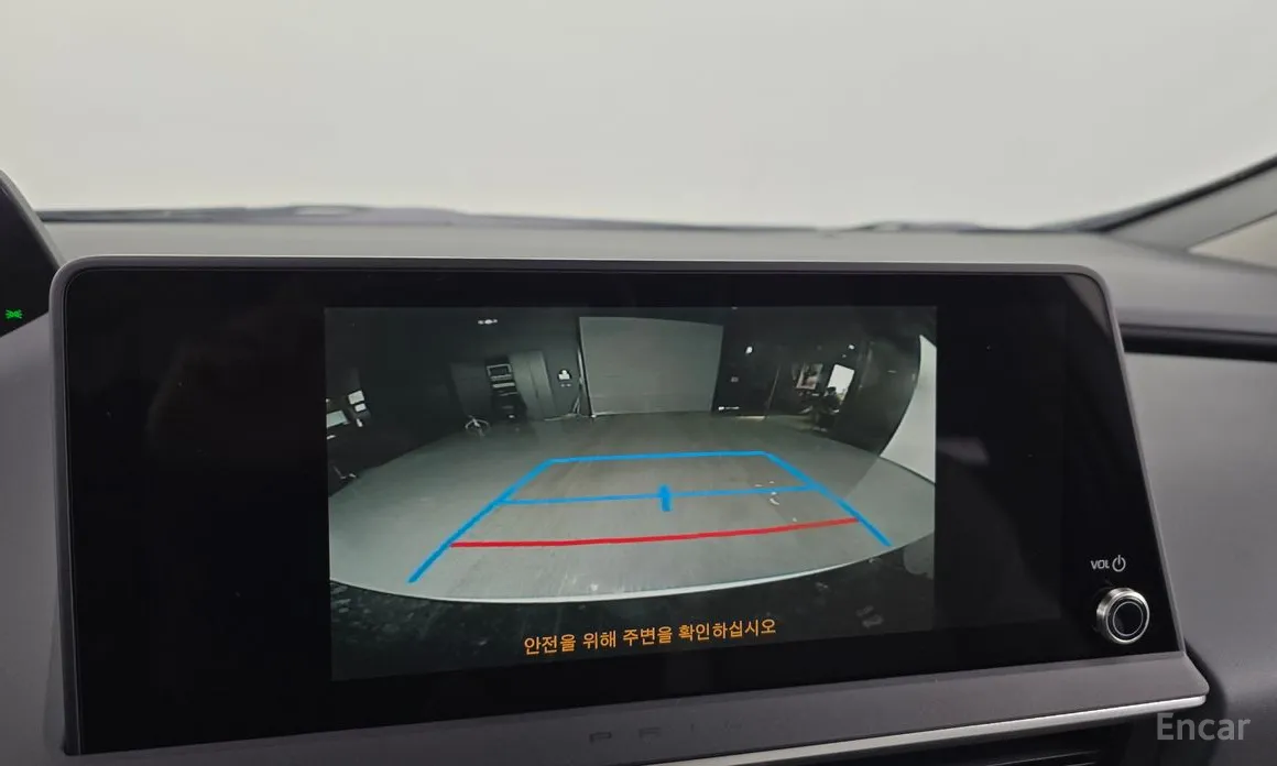 Фото 15 - Toyota Prius