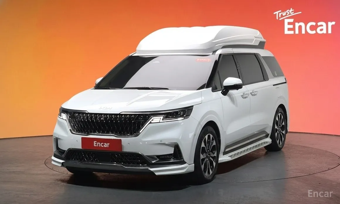 Фото 1 - Kia Carnival