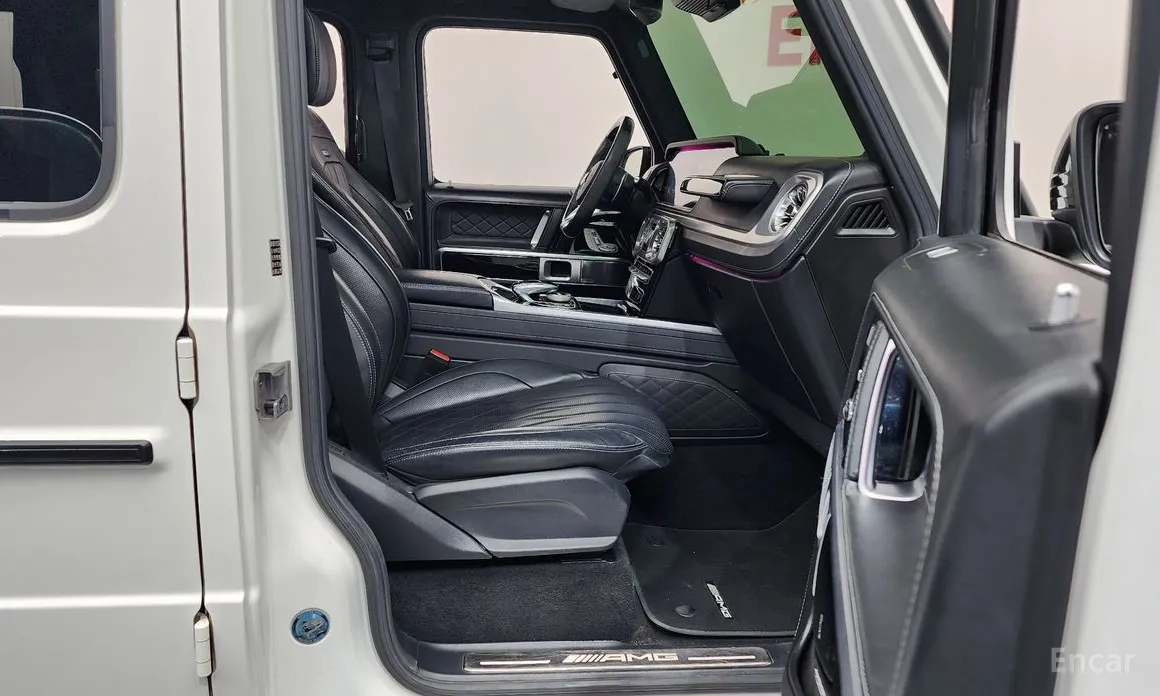 Фото 11 - Mercedes-Benz G-Class