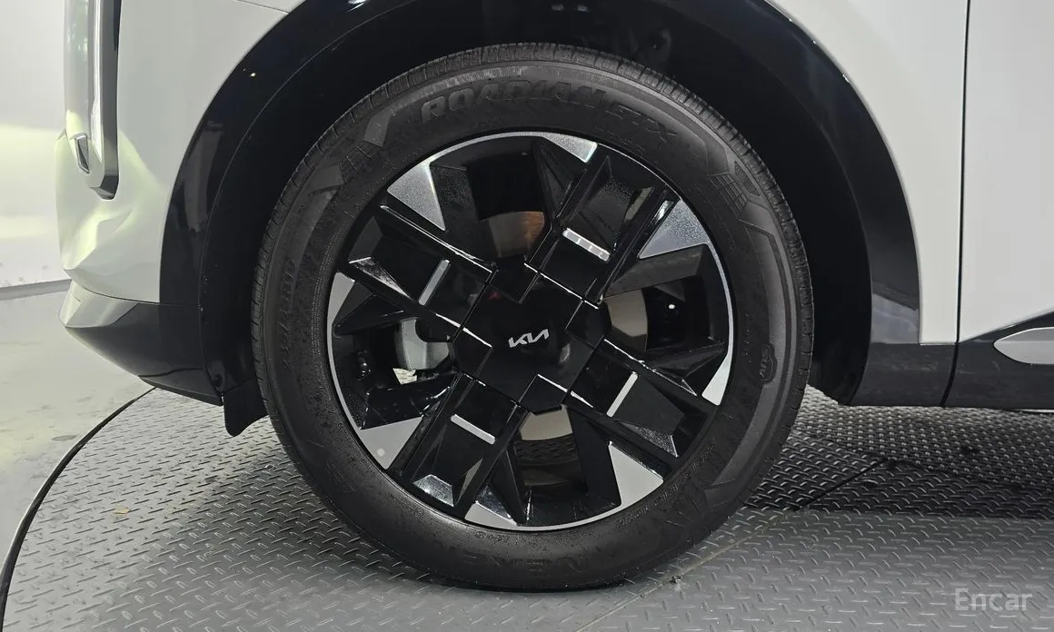 Фото 5 - Kia Sportage