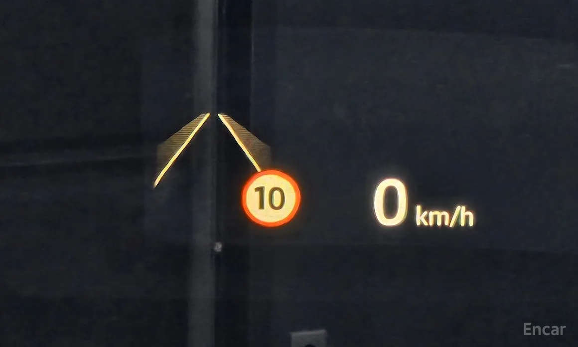 Фото 19 - Land Rover Range Rover Velar