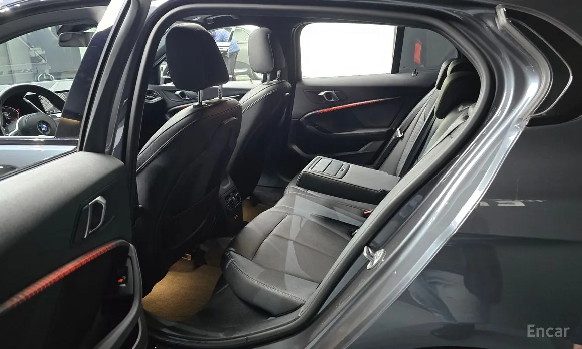 Фото 11 - BMW 1 Series