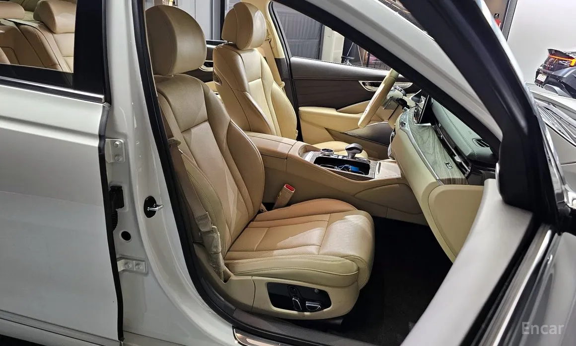 Фото 12 - Kia K9