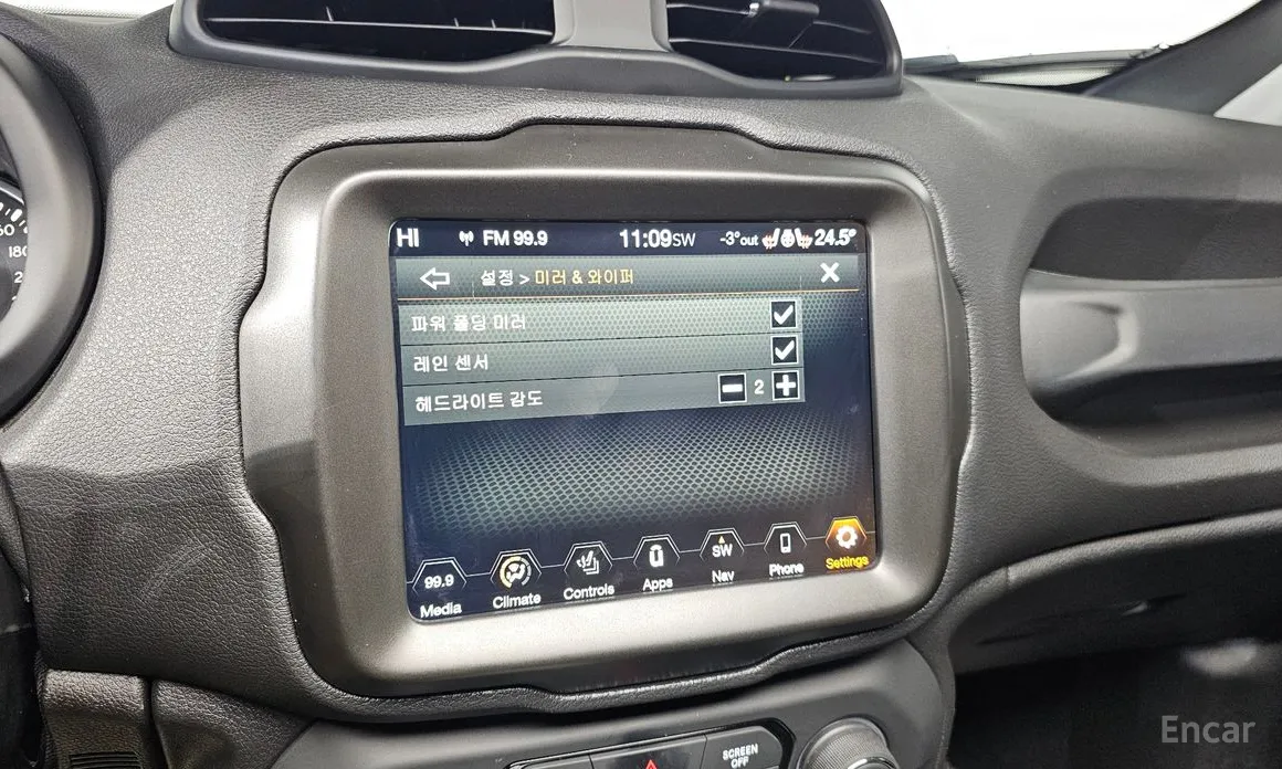 Фото 17 - Jeep Renegade