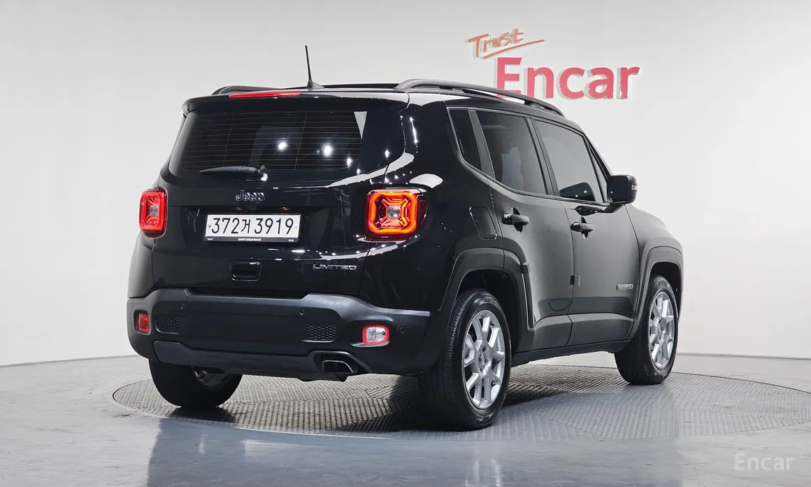 Фото 2 - Jeep Renegade