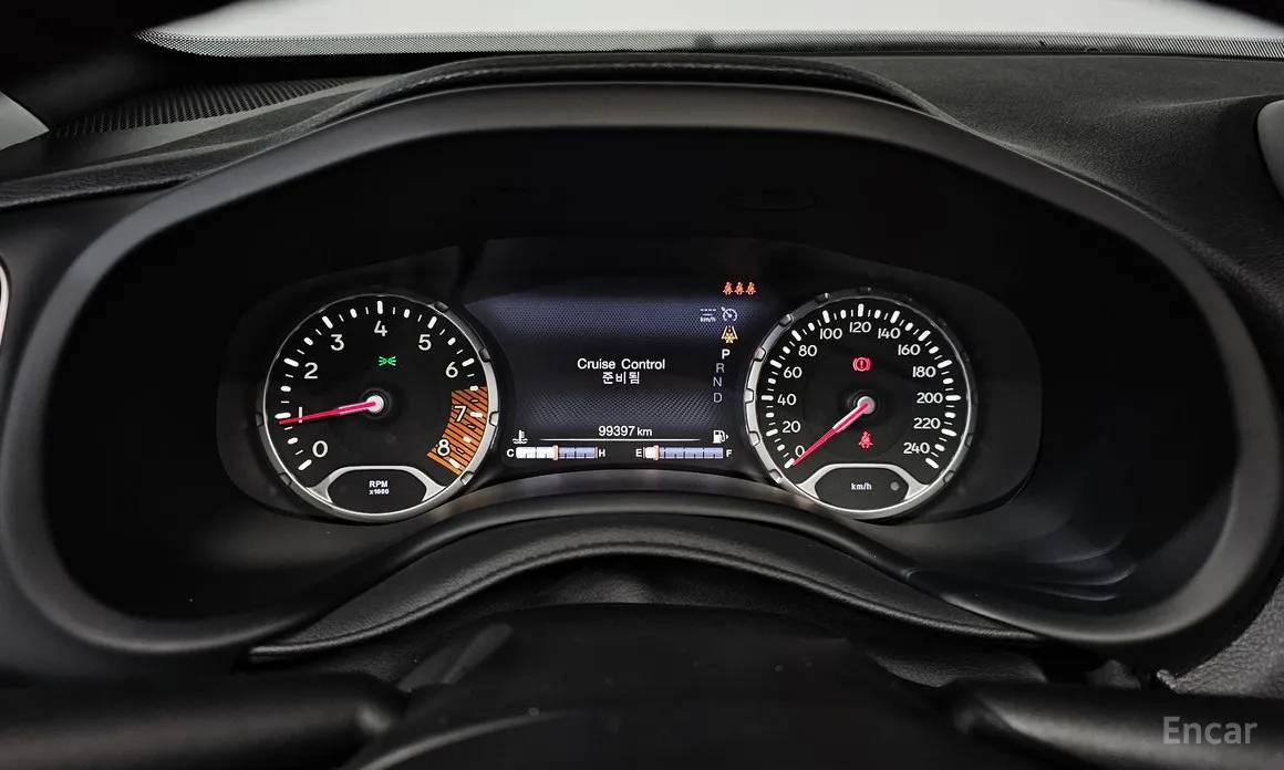 Фото 8 - Jeep Renegade