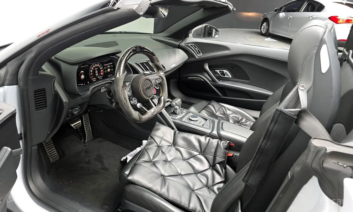 Фото 7 - Audi R8